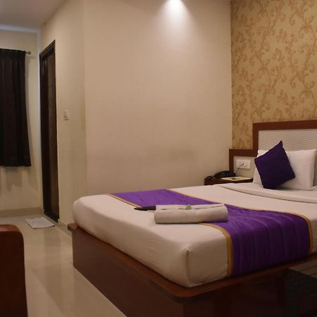 Hotel Ur Comforts Jayanagar Bangalore Esterno foto