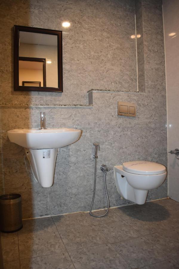 Hotel Ur Comforts Jayanagar Bangalore Esterno foto