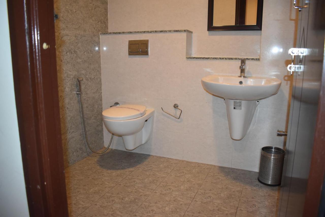 Hotel Ur Comforts Jayanagar Bangalore Esterno foto