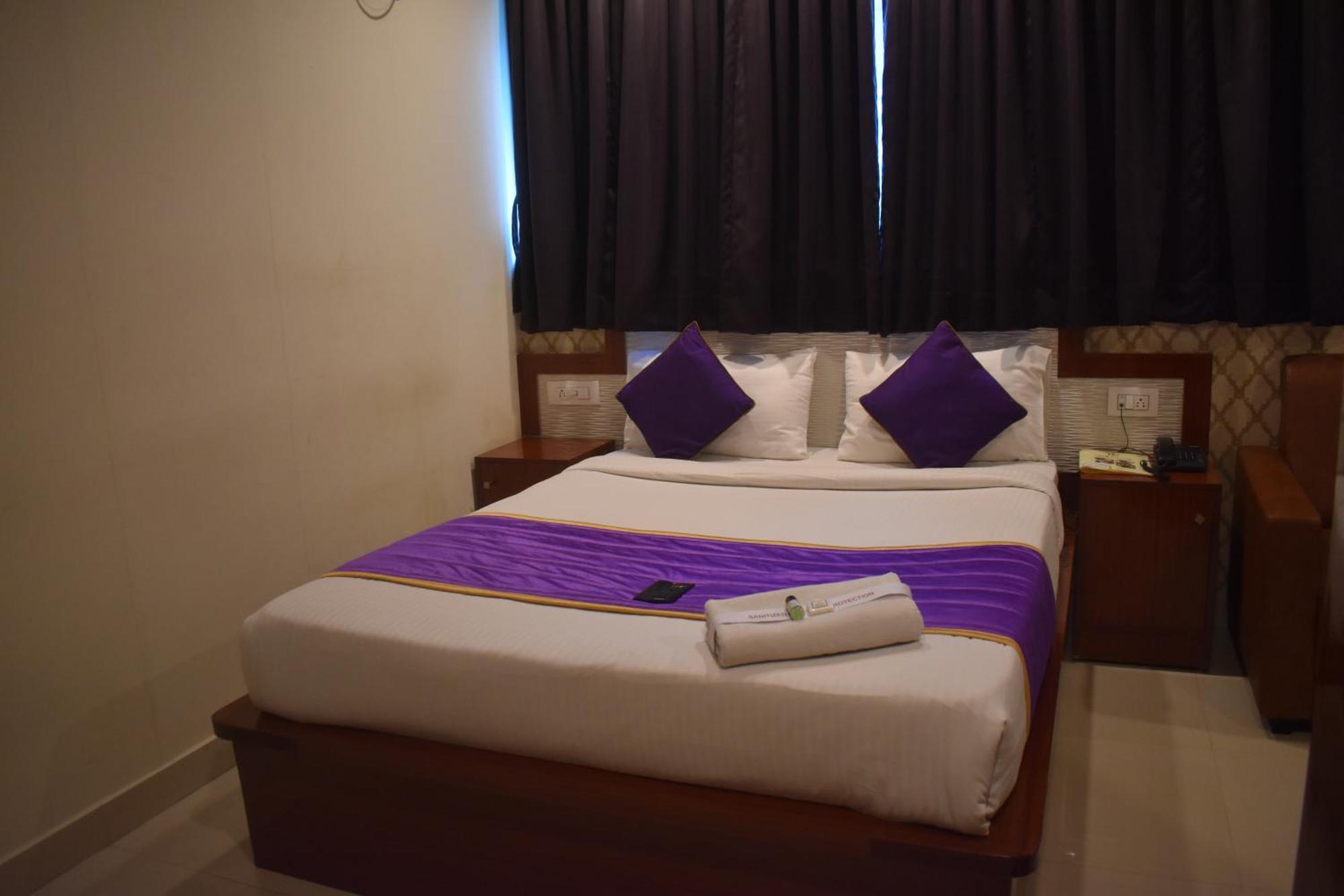 Hotel Ur Comforts Jayanagar Bangalore Esterno foto